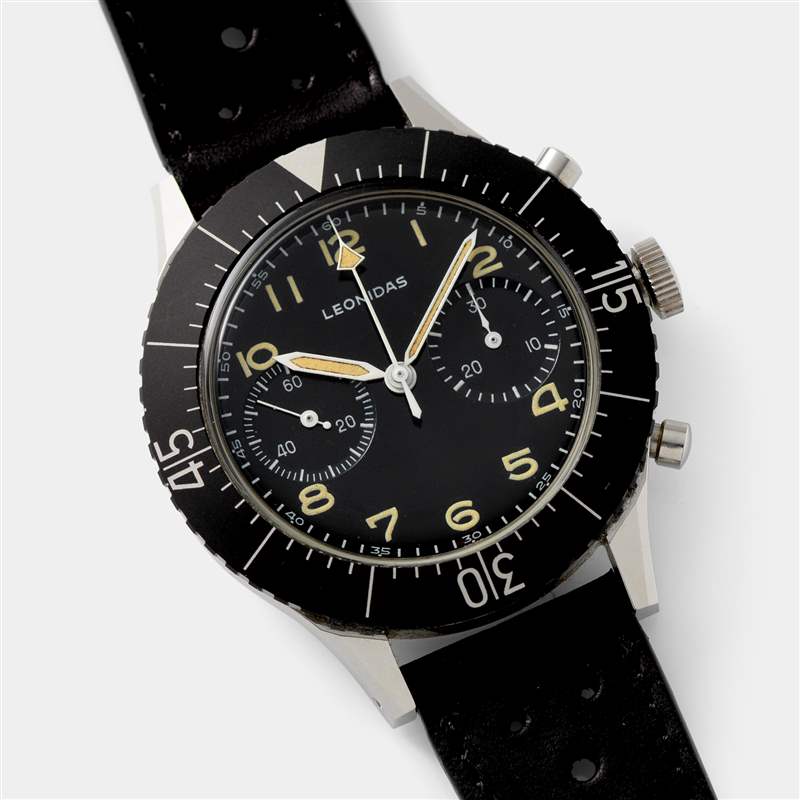 豪雅聯(lián)邦國防軍1550SG計(jì)時(shí)碼表——不僅僅是一條著名的表帶-復(fù)刻表