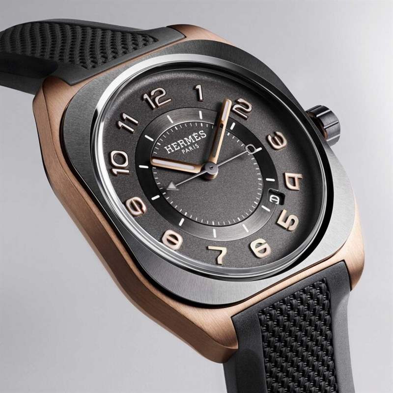 Hermès H08腕表|玫瑰金配鈦金屬交織出現代低調奢華風格 Hermès H08腕表|玫瑰金配鈦金屬交織出現代低調奢華風格-復刻表