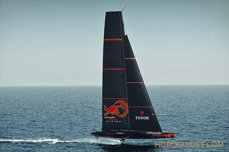 TUDOR - 帝舵第一款碳復(fù)合材質(zhì)腕表TUDOR Pelagos FXD，是否會成為勞力士試金石？
