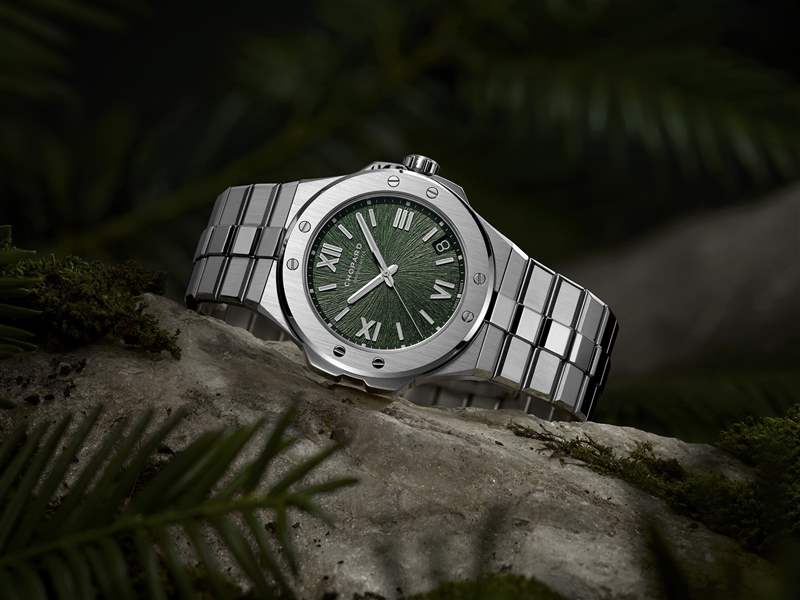Chopard推出Alpine Eagle系列腕表新作:綠色表盤,33mm女士腕表 Chopard推出Alpine Eagle系列腕表新作:綠色表盤,33mm女士腕表-復(fù)刻表