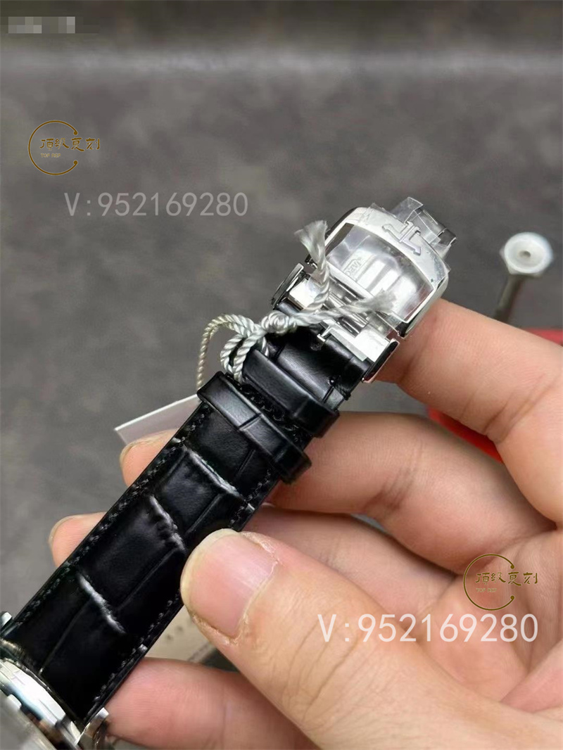 怎么快速分辨APS廠(chǎng)積家月相一體機(jī)腕表的真假-復(fù)刻表